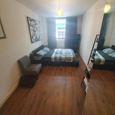 Double Room With Shared Bathroom ลอนดอน ภายนอก รูปภาพ