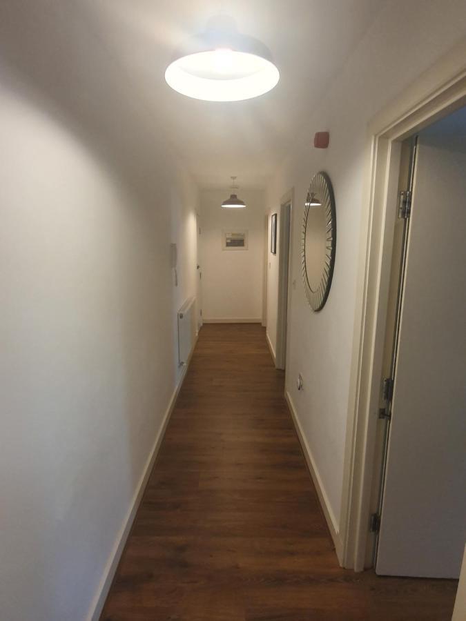 Double Room With Shared Bathroom ลอนดอน ภายนอก รูปภาพ
